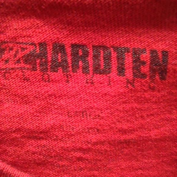 Fun and Bold Red Savage Bear T-shirt Large - Picture 2 of 5